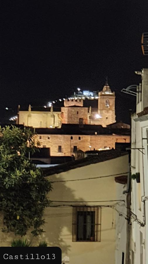 Castillo 13 Касерес Экстерьер фото